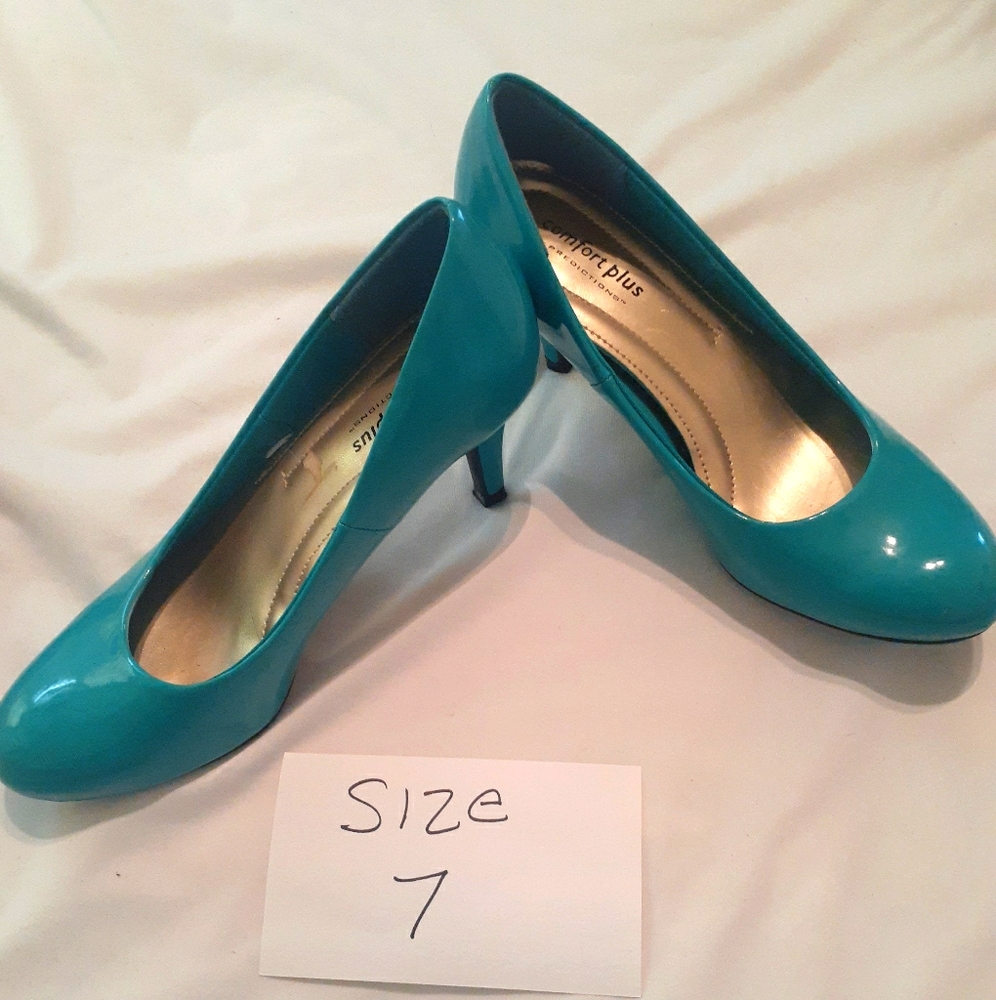 Teal Heels